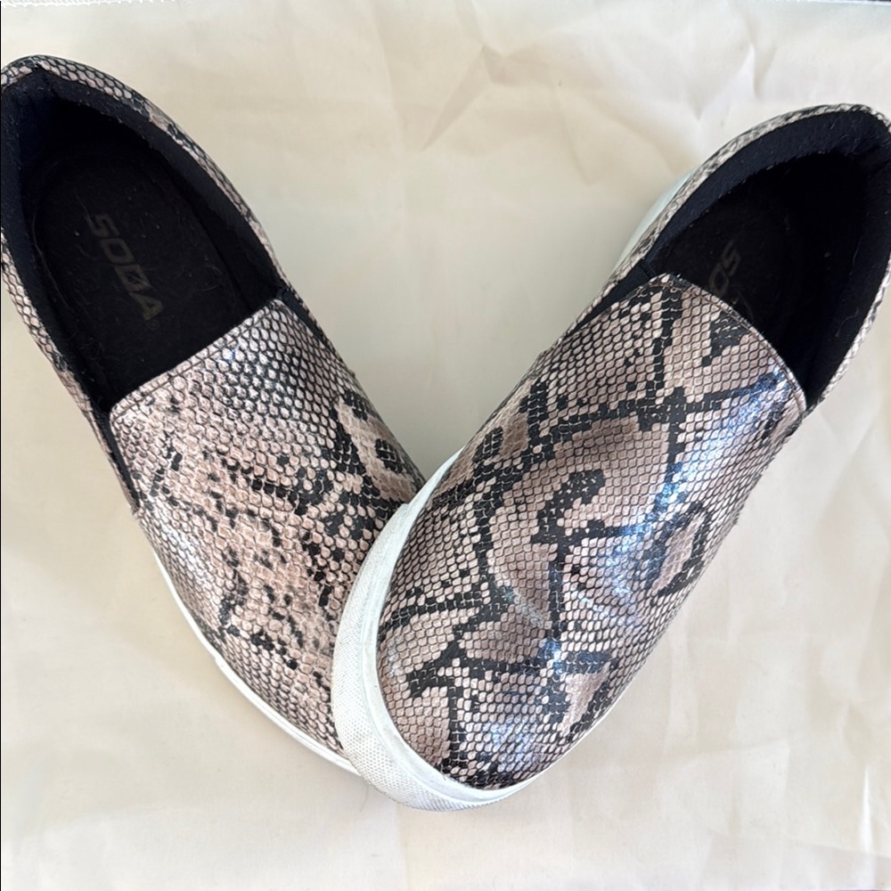 Soda Women's Snake Print Slip-On Sneakers